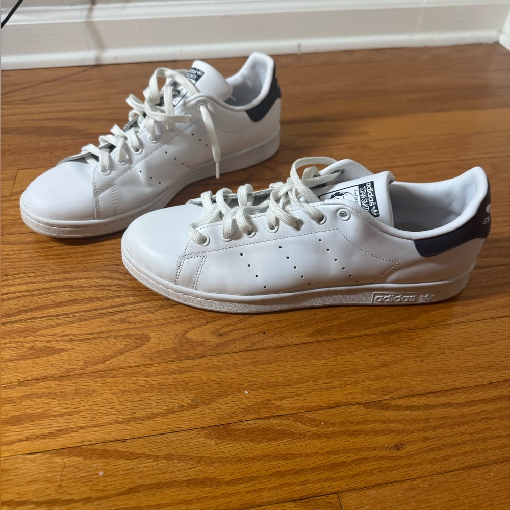 Adidas Stan Smith – White/Navy – Men’s 11.5 Sneakers - Picture 4 of 9